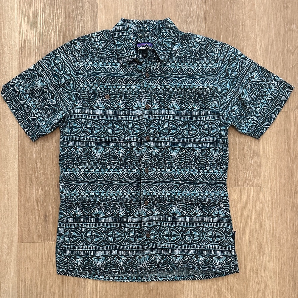 Patagonia button down short sleeve